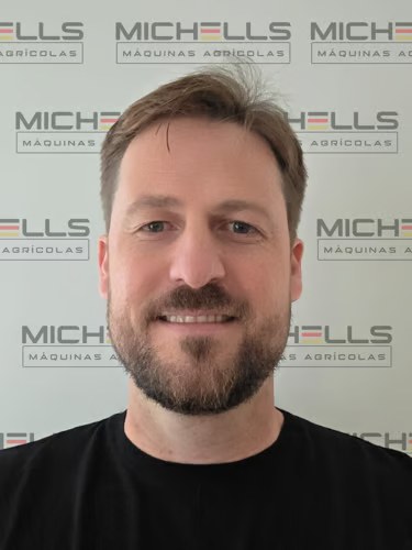 Michael — Sócio-diretor · Michells